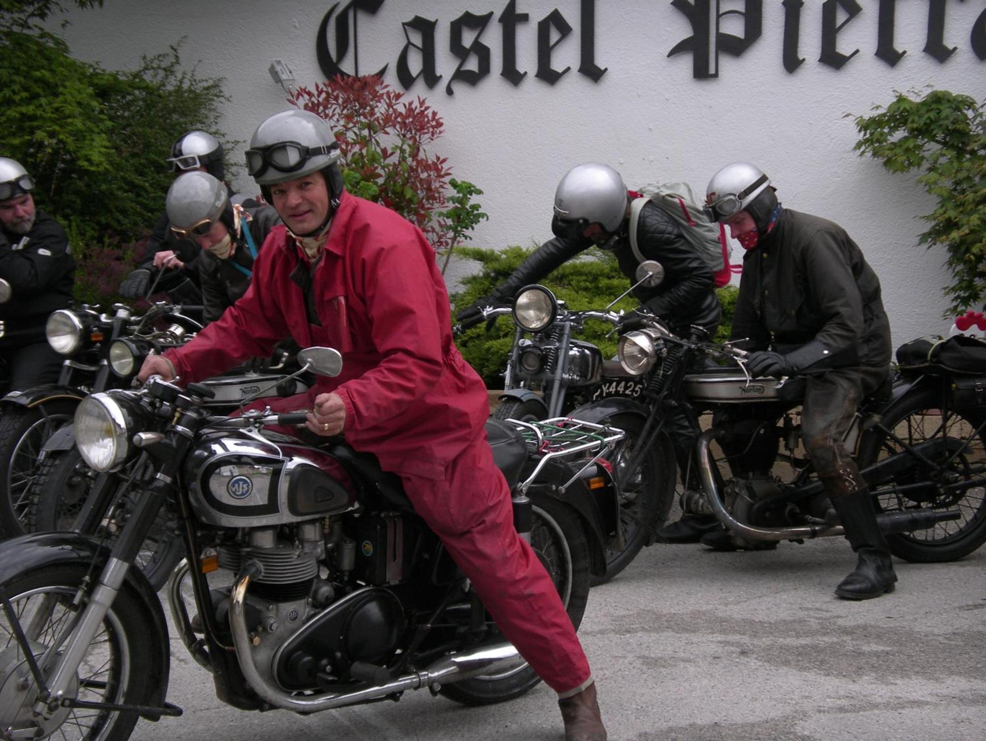 Hotel Castel Pietra Fiera Di Primiero Bagian luar foto